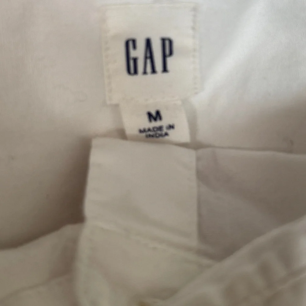 Gap Boyfriend Button Down Shirt White Size Medium - Picture 6 of 9